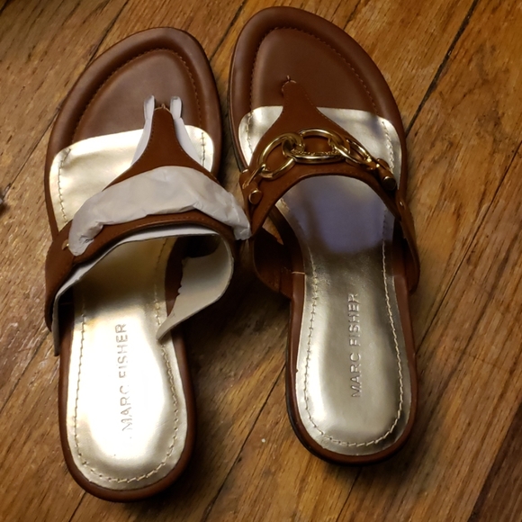 Marc Fisher Shoes - MARC FISHER ARIANA THONG SLIPPERS SIZE 7M